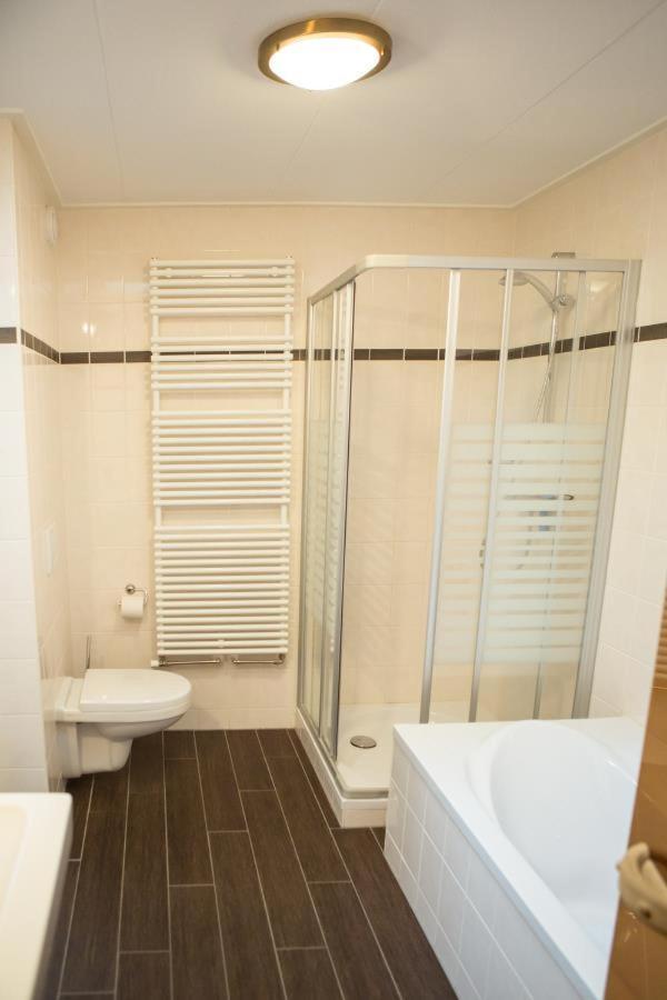 Weidevilla Xxl Hollum  Exteriör bild